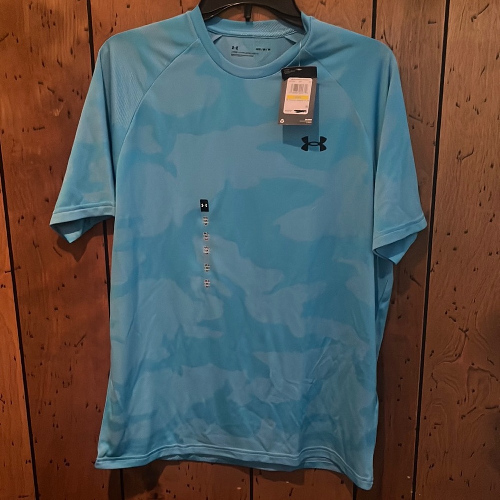 Mens UA t-shirt